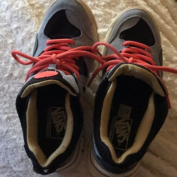 Vans - Picture 4 of 4